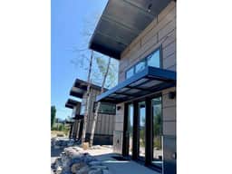 Flower Point Luxury Cabin by Golf Course - Image 4