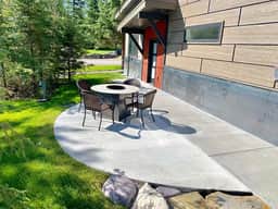 Good Medicine Luxury Cabin I by Golf Course - Image 2