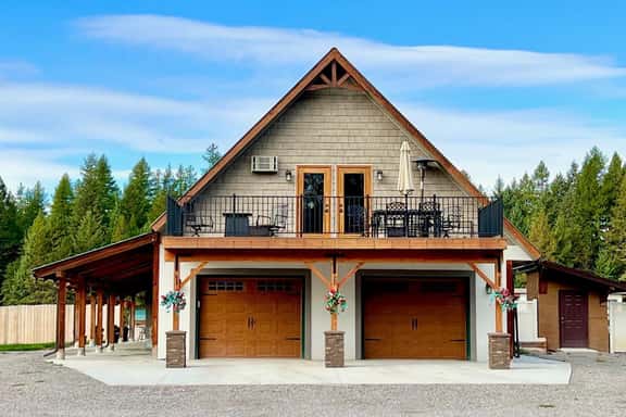 Kinnikinnick Suite in Columbia Falls, MT - Image 1