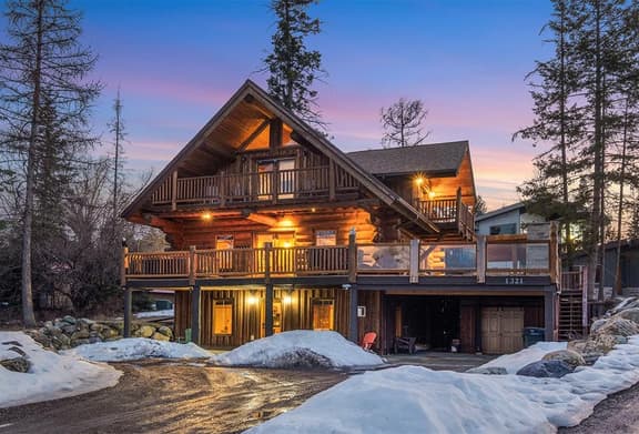 Rustic Buffalo Lodge in by Golf Course - Image 1