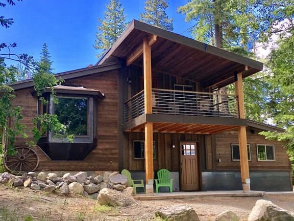 Rustic Golf Chalet by Golf Course - Image 1